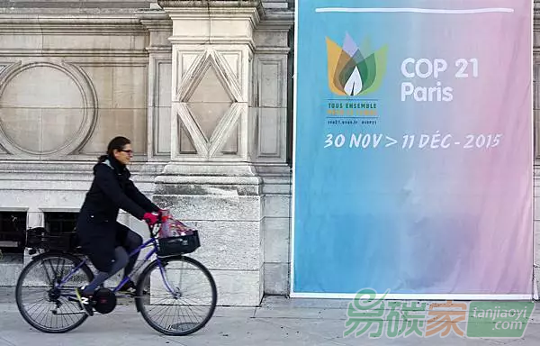在提供氣候變化資金、減排進(jìn)展定期審核等談判的焦點(diǎn)問題上，中國一再做出表率