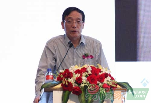 去產(chǎn)能困難可效仿碳排放的辦法解決